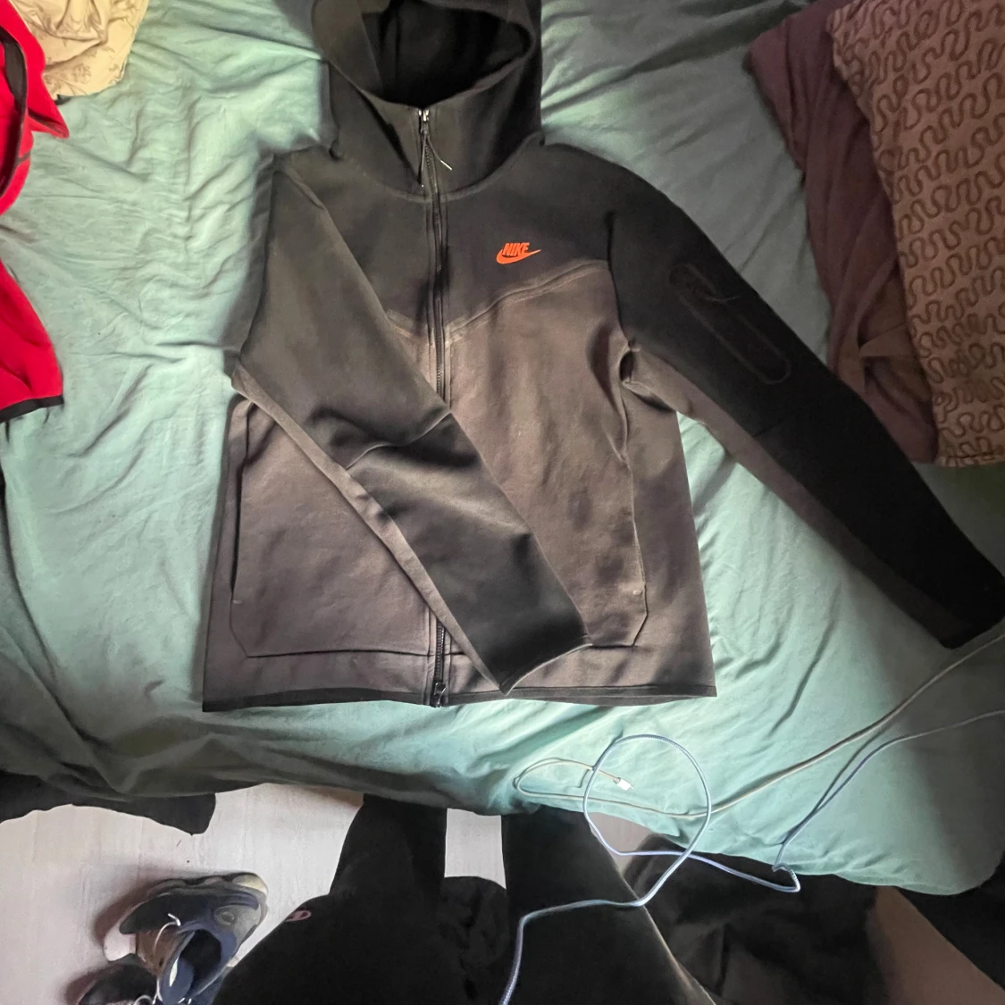 Svart Nike hoodie med dragkedja