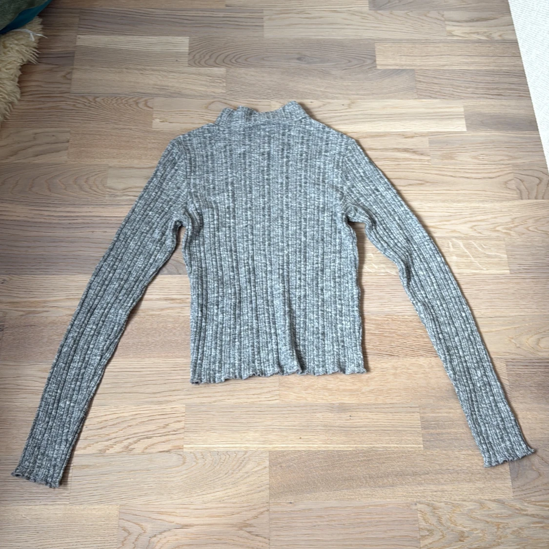 Grå ribbad från FB Sister - 1