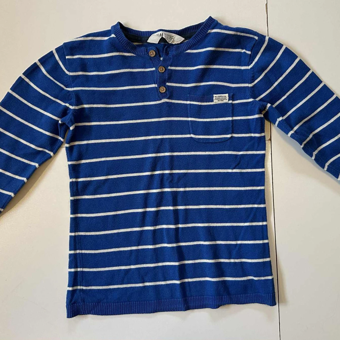 Blå Långärmad finstickad tröja Strl 122/128 tjocktröja