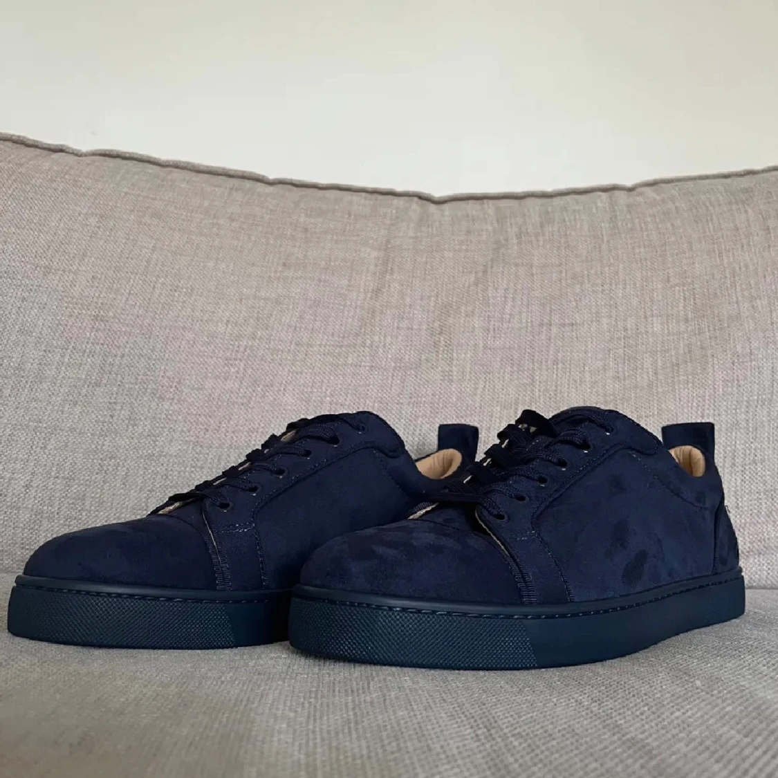 Mörkblå skor från Christian Louboutin