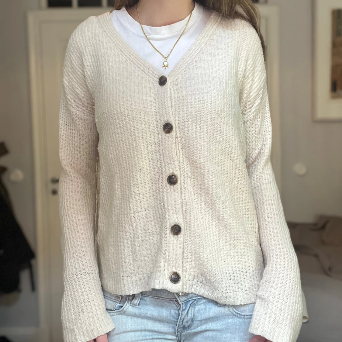 Beige stickad kofta  - 1