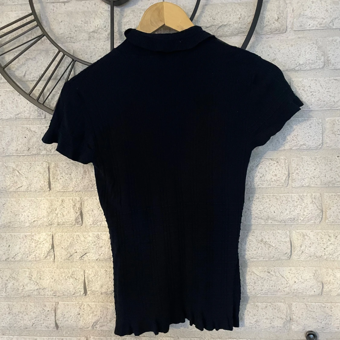 Svart stickad topp från Emporio Armani - 1