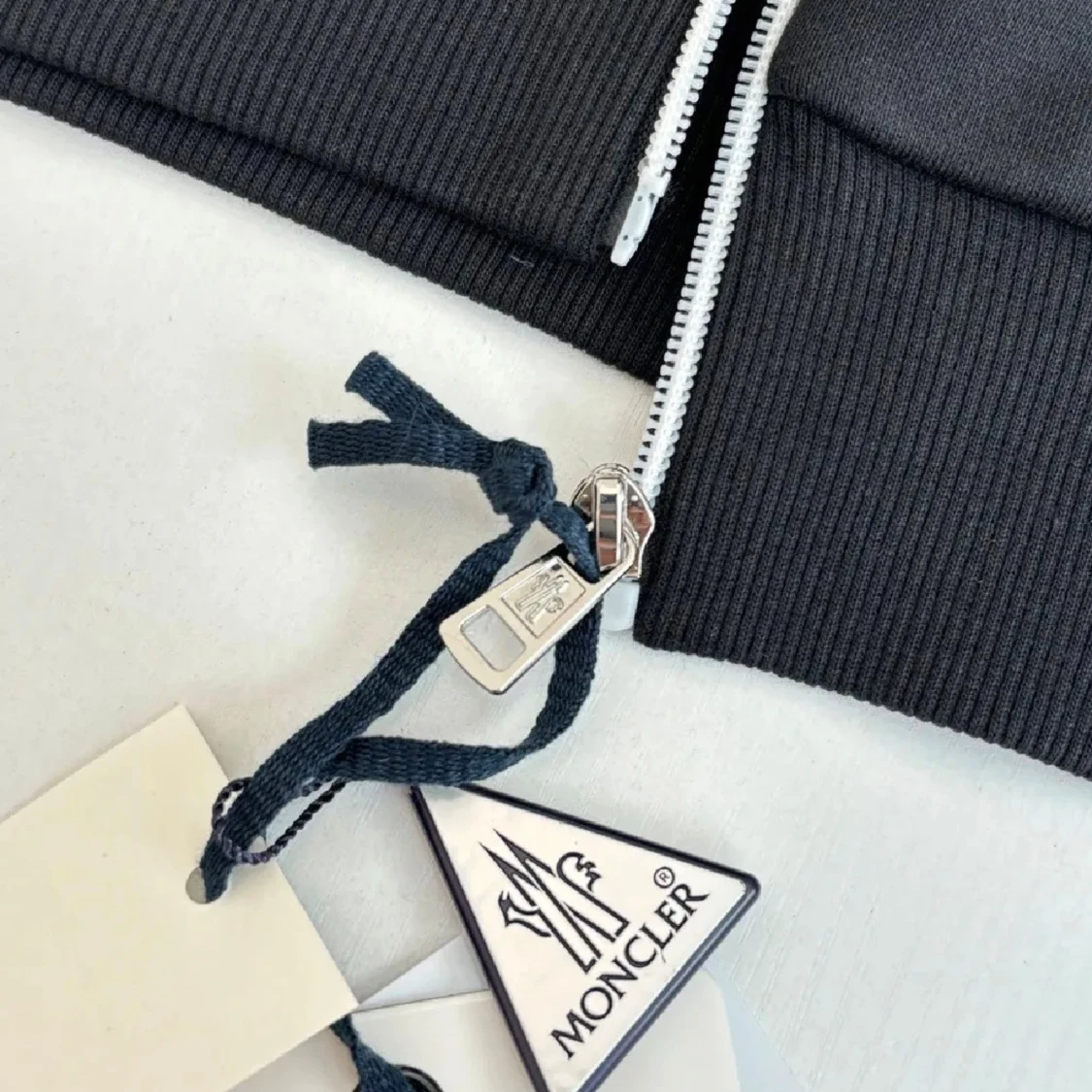Svart Moncler hoodie med dragkedja - 4