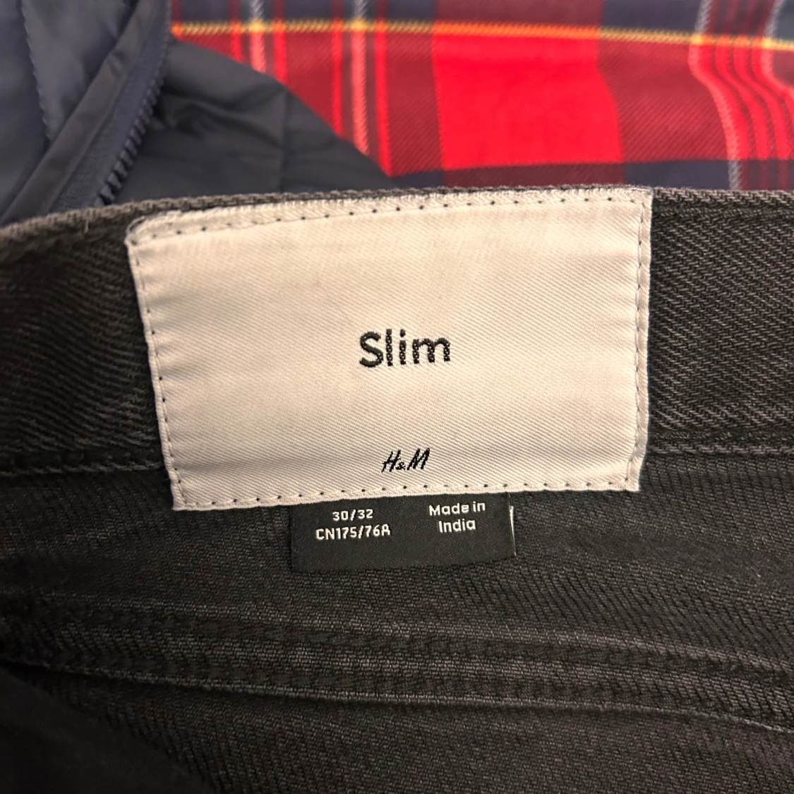 Svarta H&M jeans slim fit - 4