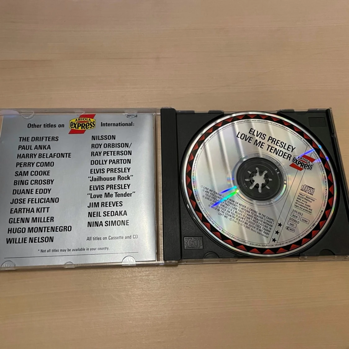 Elvis Presley CD  - 90