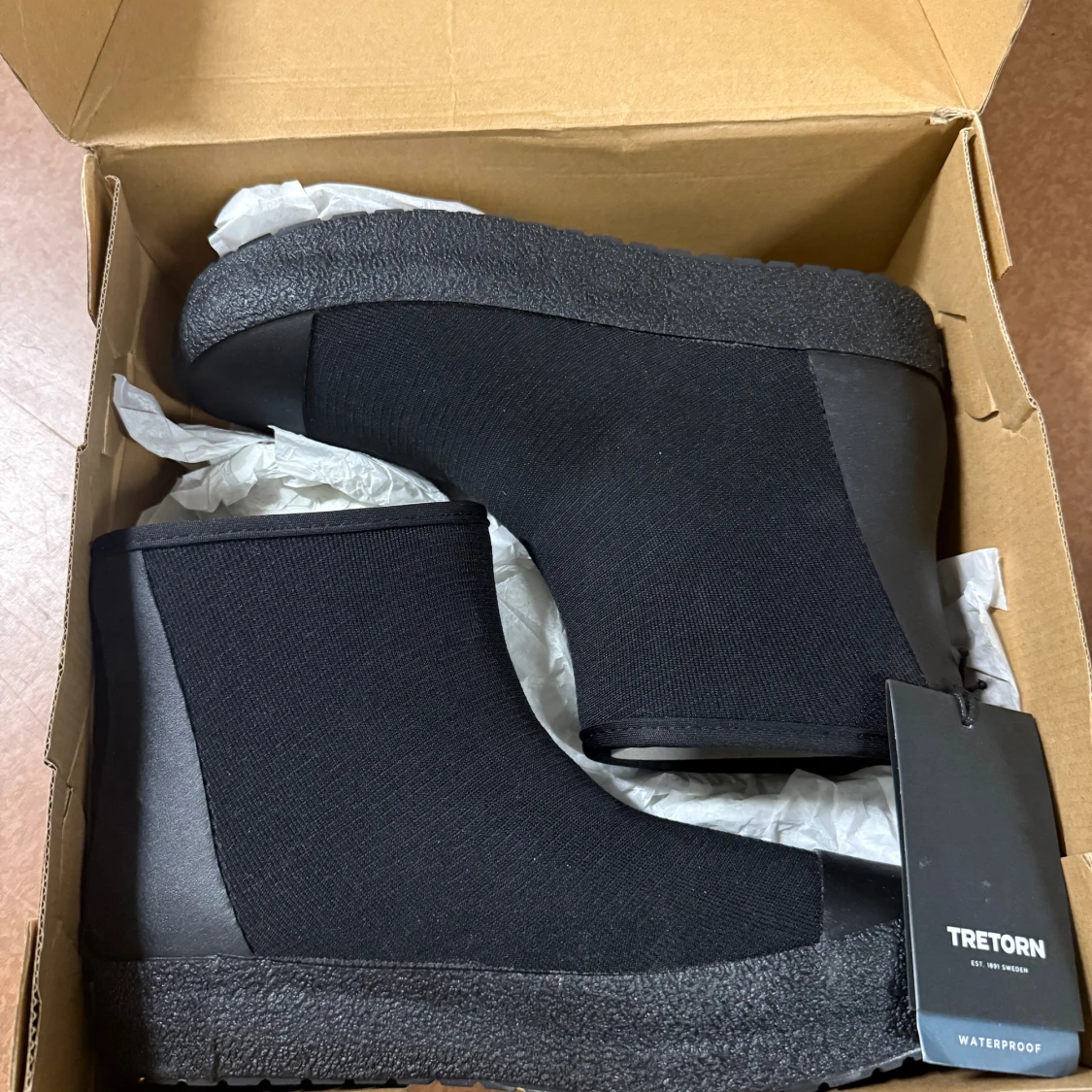 Svarta boots från Tretorn i storlek 43