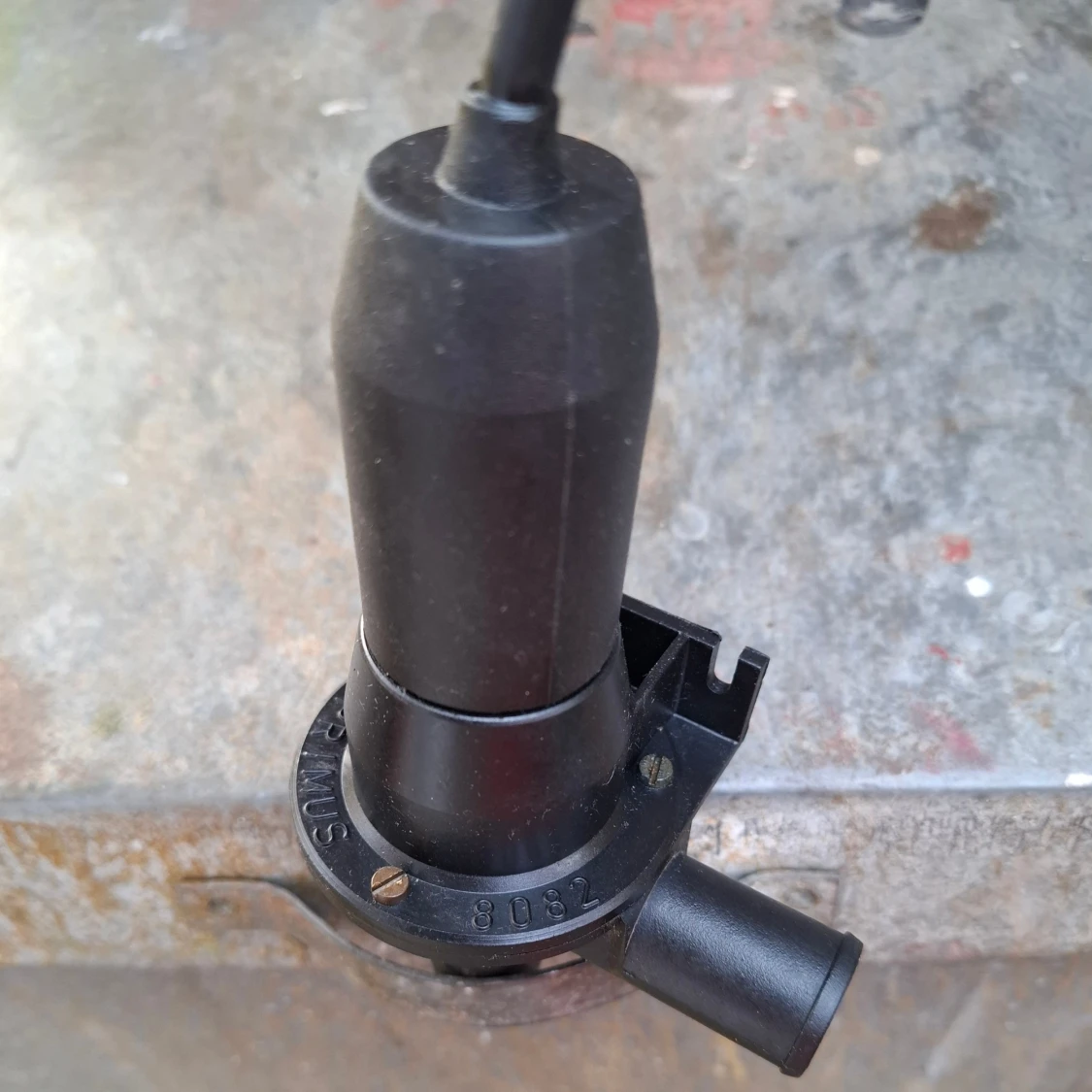 Cirkulationspump Primus 8082 till husbil/ husvagn 12 volt - 2