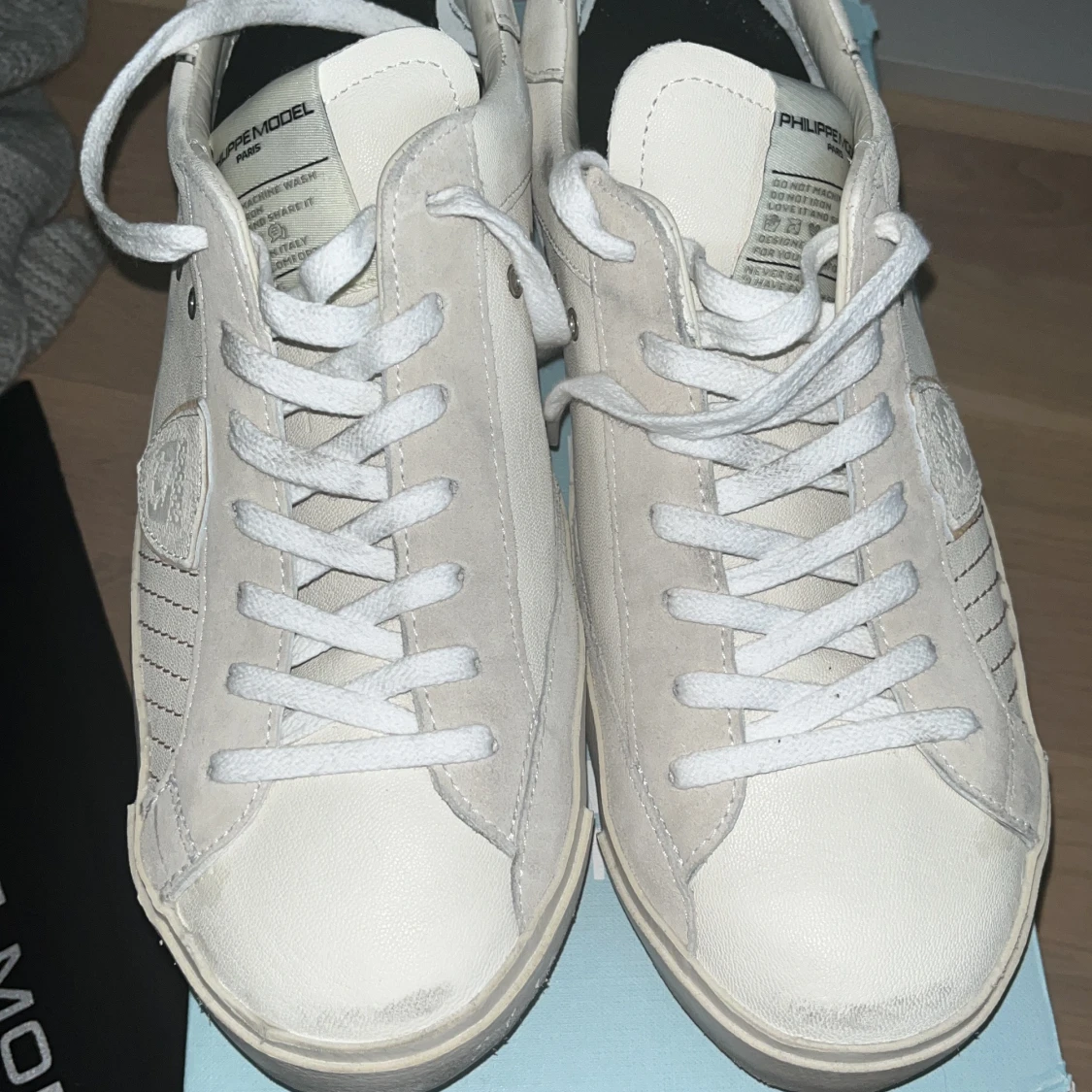 Vita Philippe Model sneakers i skinn och mocka - 2