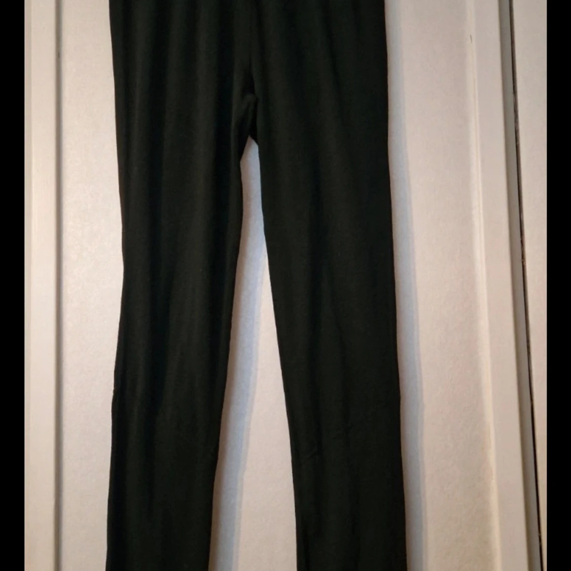 Svarta underställsbyxor