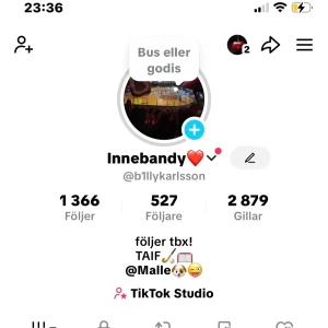 iPhone (skärmdump) - Säljer kontor som inte kommer användas mer så och det har över 500 följare.