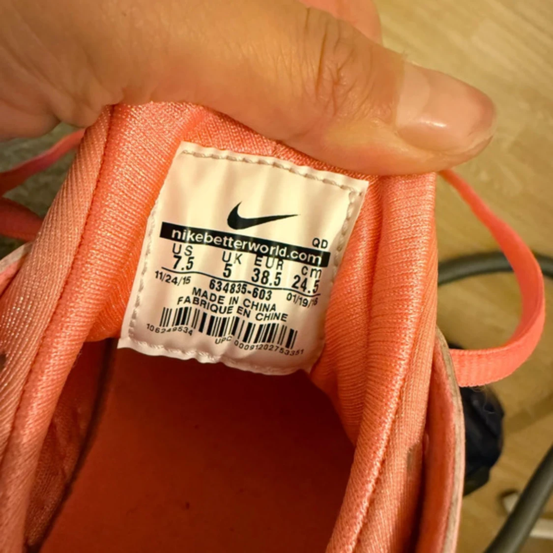 Nike Air Huarache sneakers korall - 2