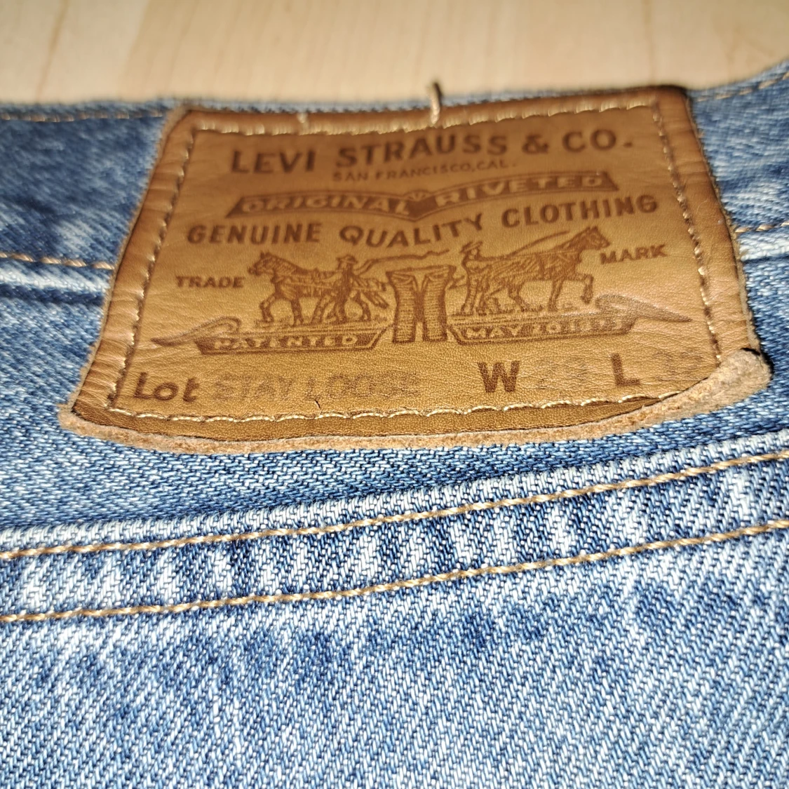 Levi's STAY LOOSE fit - 2