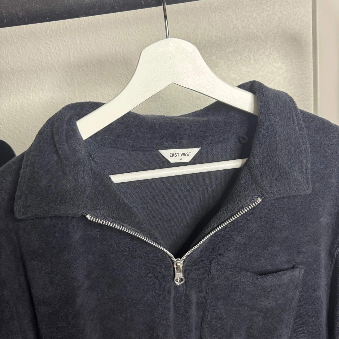 Mörkgrå frottétröja från East West - 1
