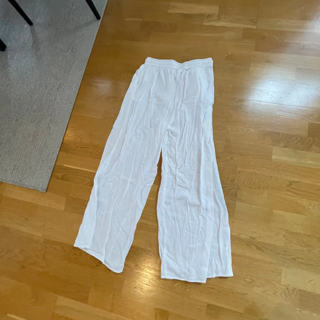 Vita vida linnebyxor från Primark - 1