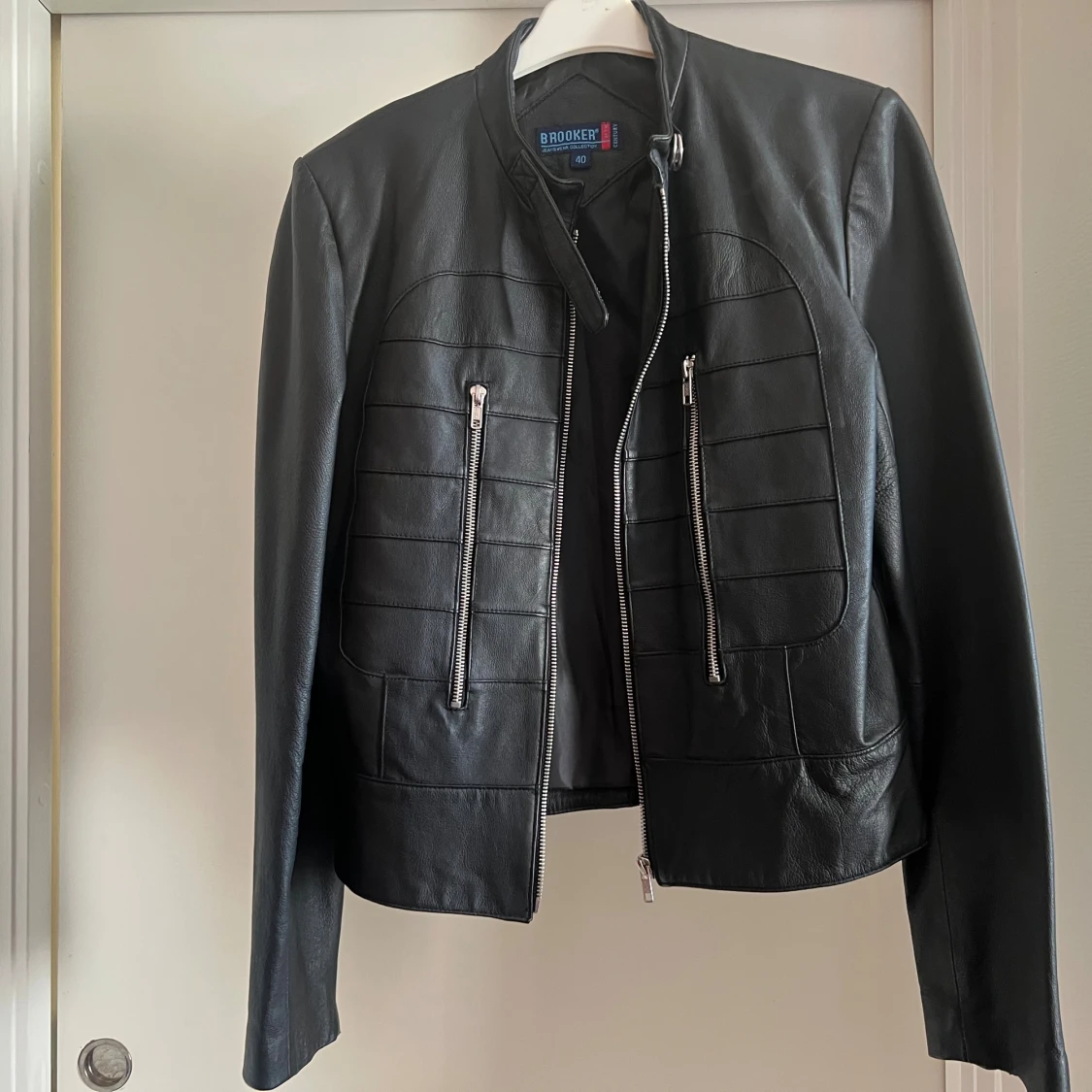 Svart skinnjacka från Brooker