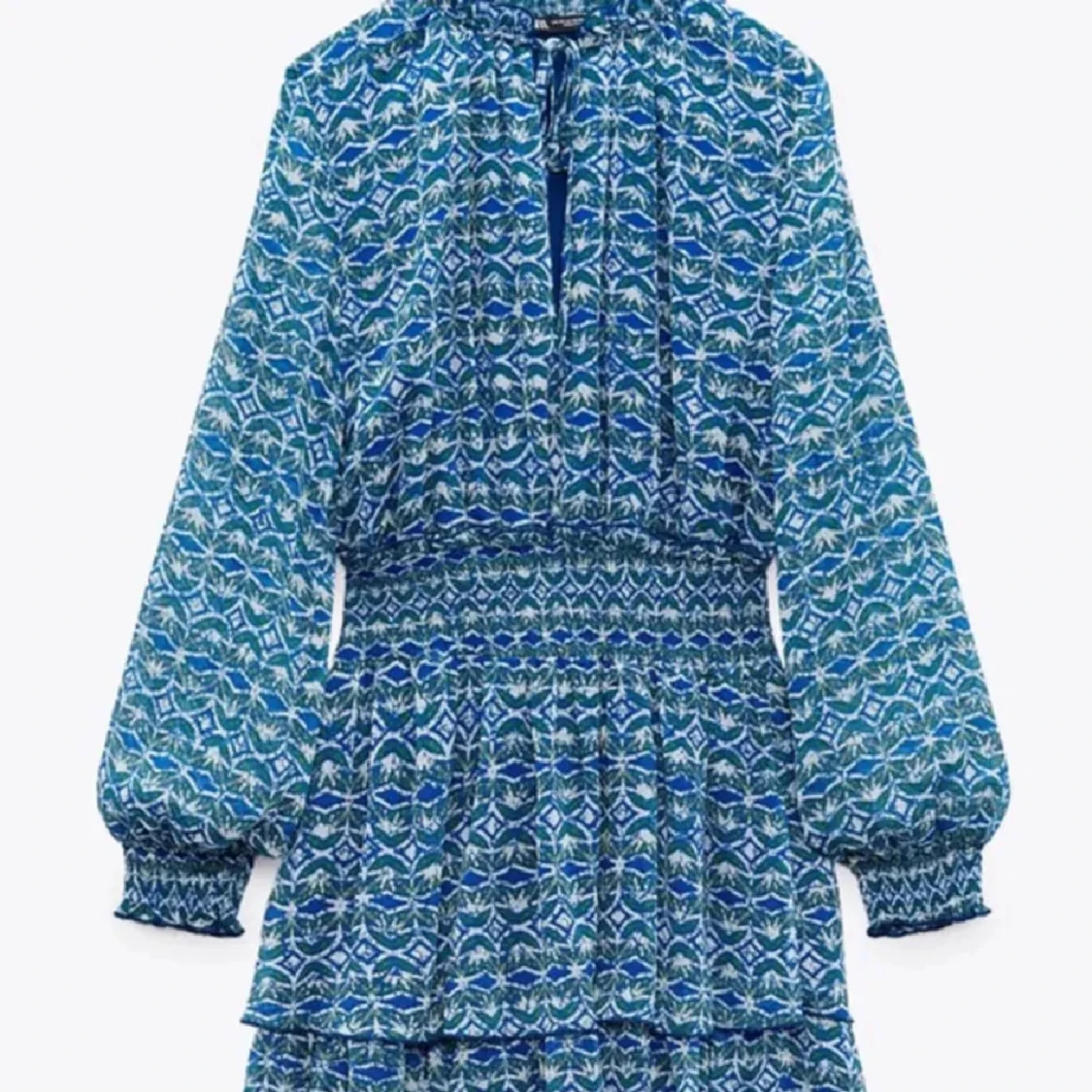 Blå mönstrad Zara kortklänning