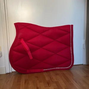 Rött schabrak - Fint rött schabrak!