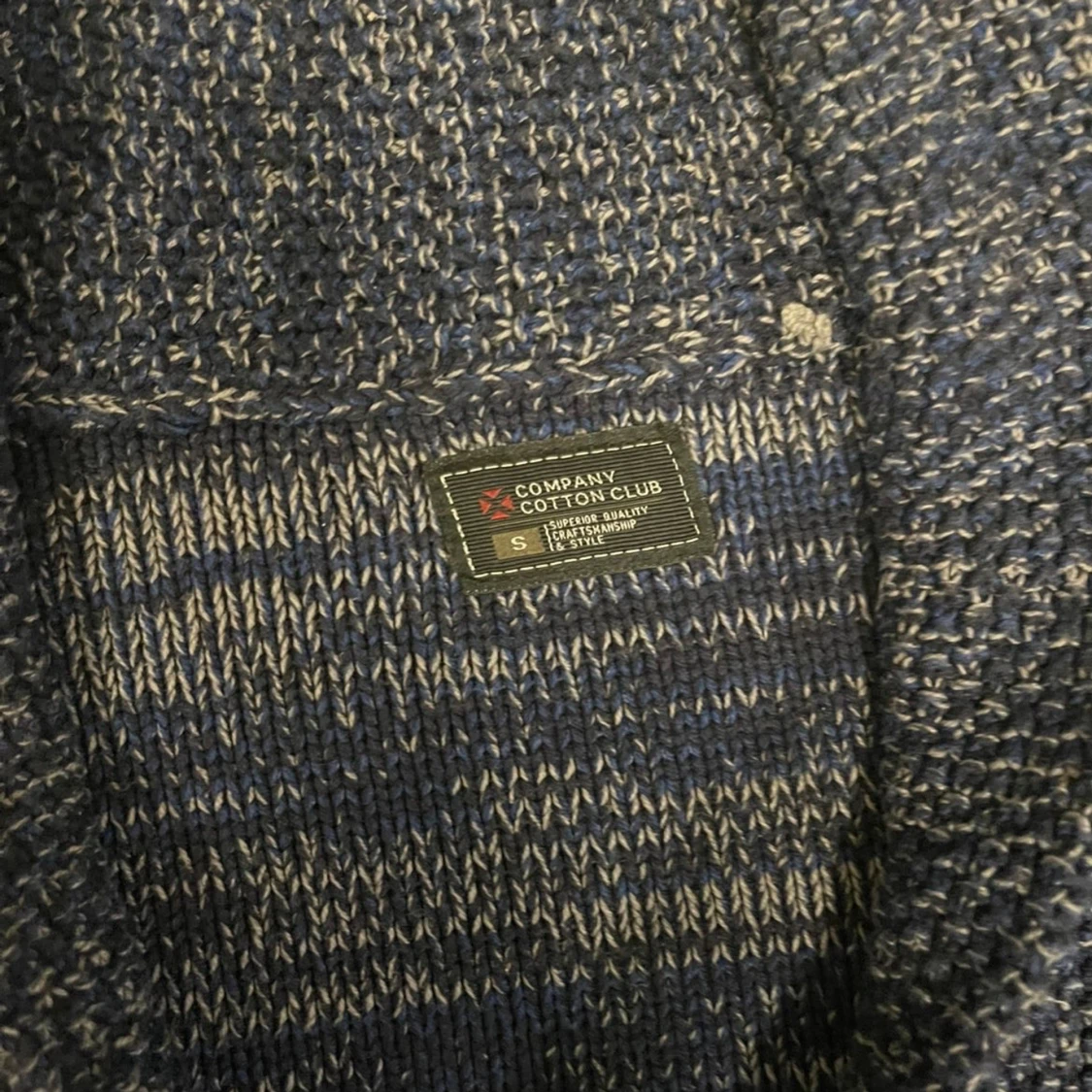 Mörkblå stickad kofta från Cotton Club - 3
