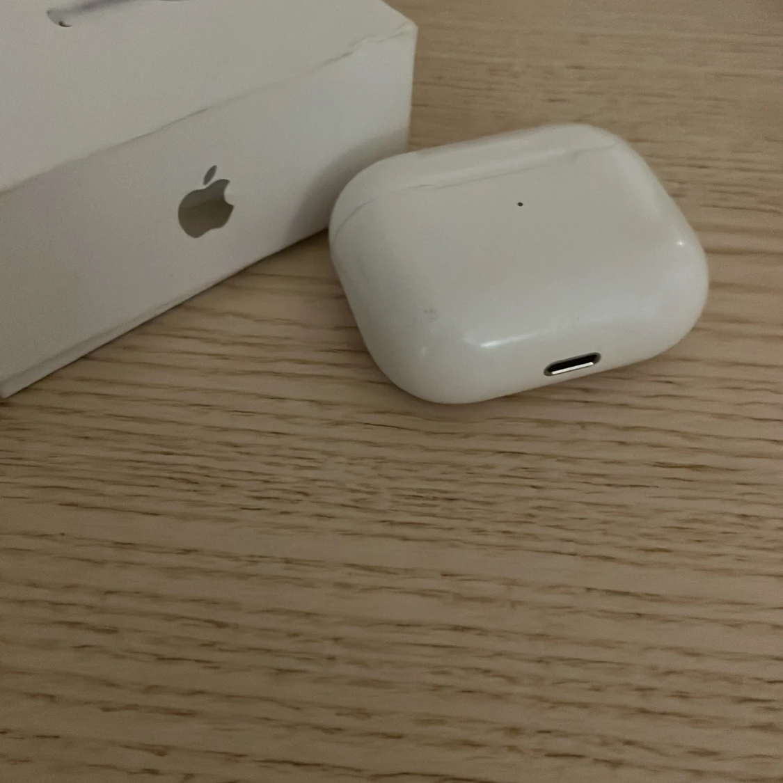 AirPods 3