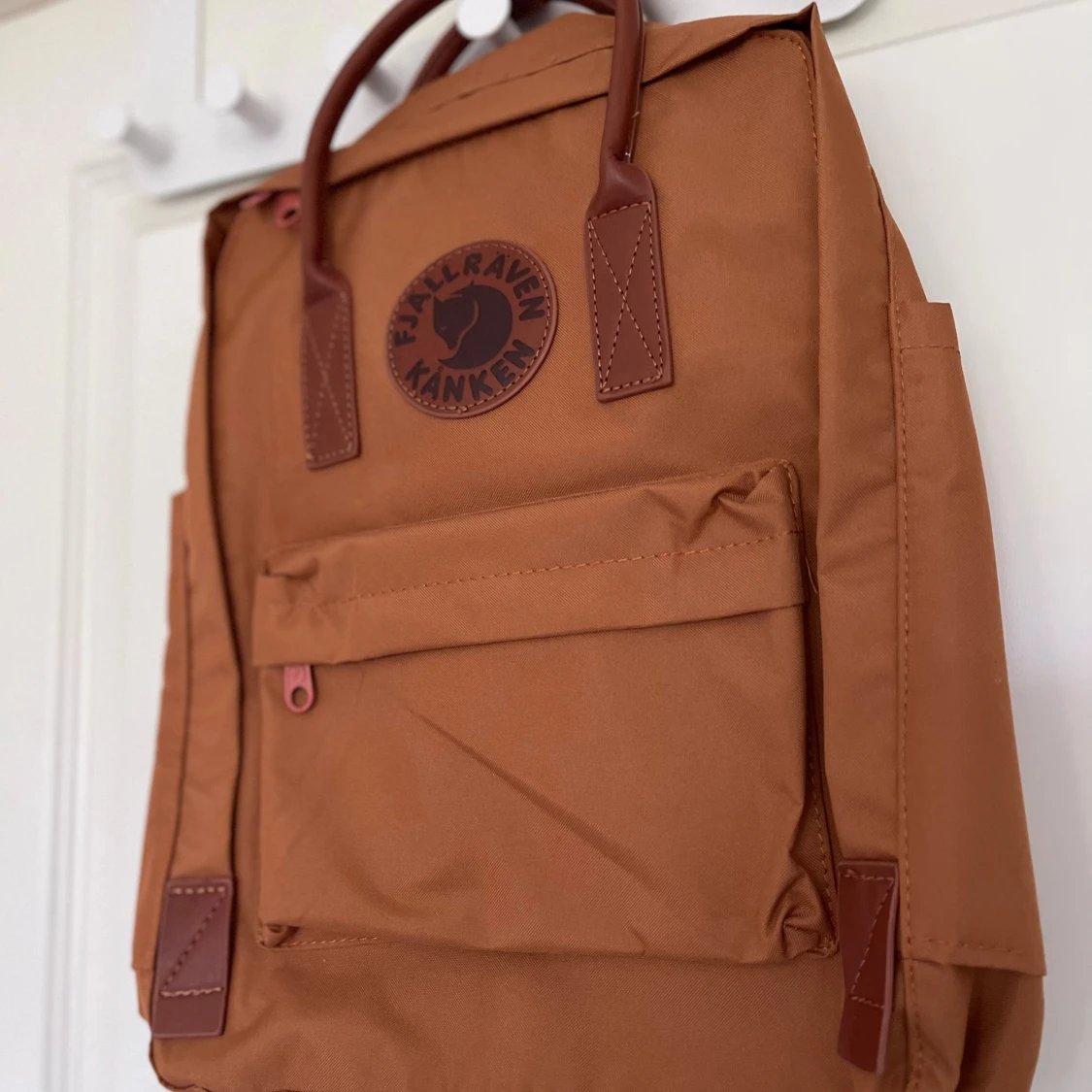 Brun Fjällräven Kånken ryggsäck