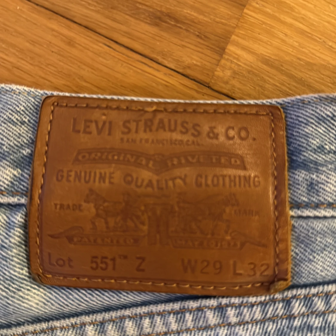 Levi's 551 ljusblå jeans straight fit - 4