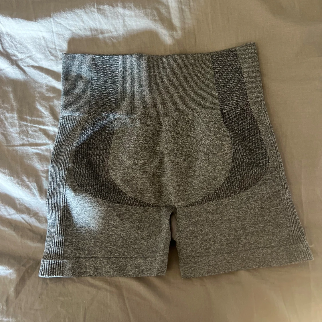 Ljus Gråa gym shorts 