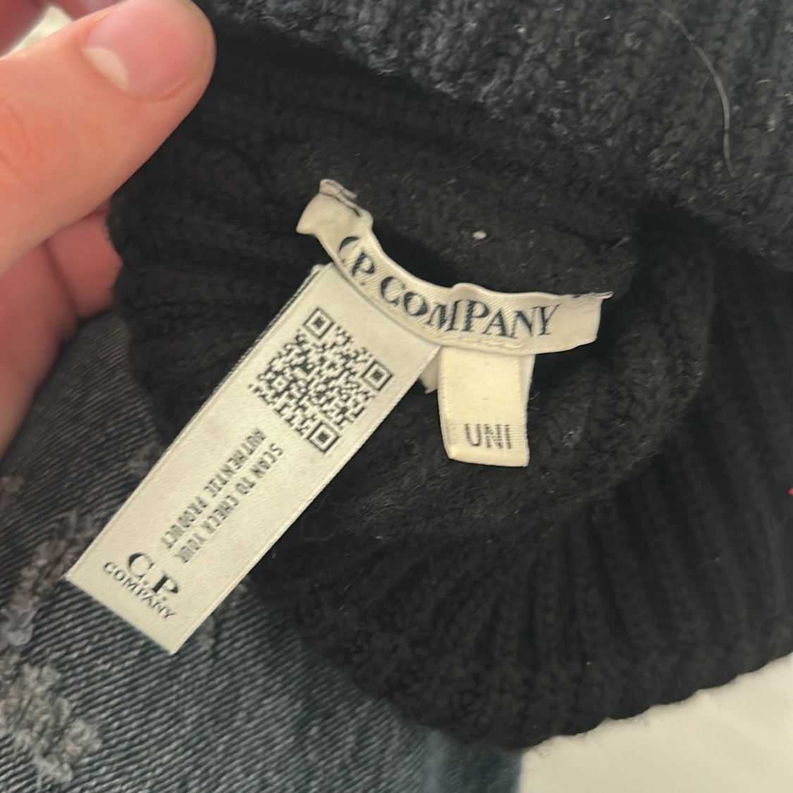 Svart Goggle-mössa från C.P. Company - 2