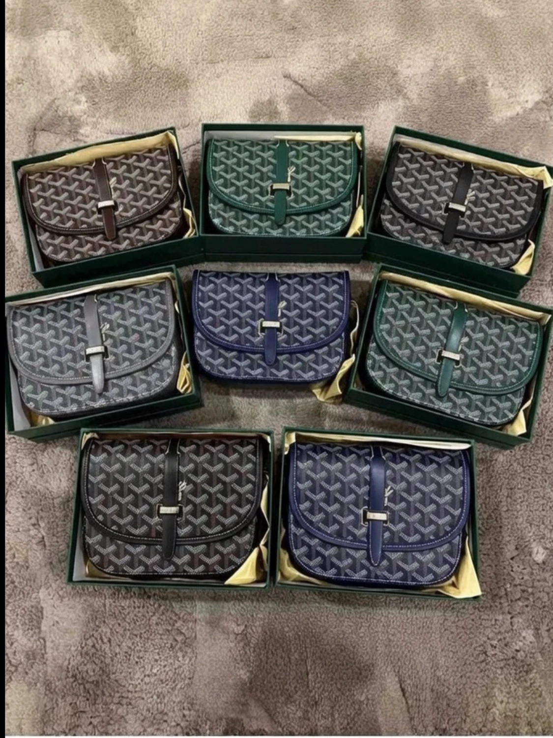 Mönstrad axelväska 