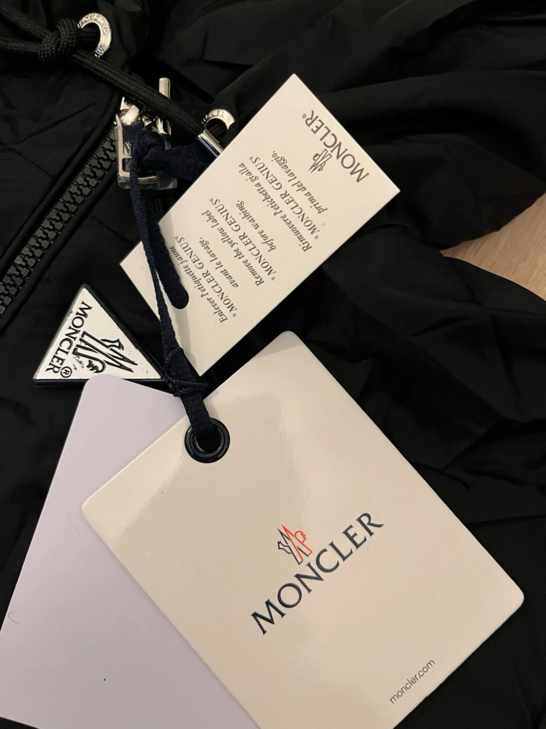 Svart vindjacka från Moncler - 4