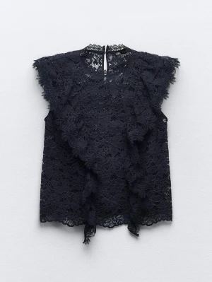 Spets topp från Zara - Mörkblå spetstopp från Zara!