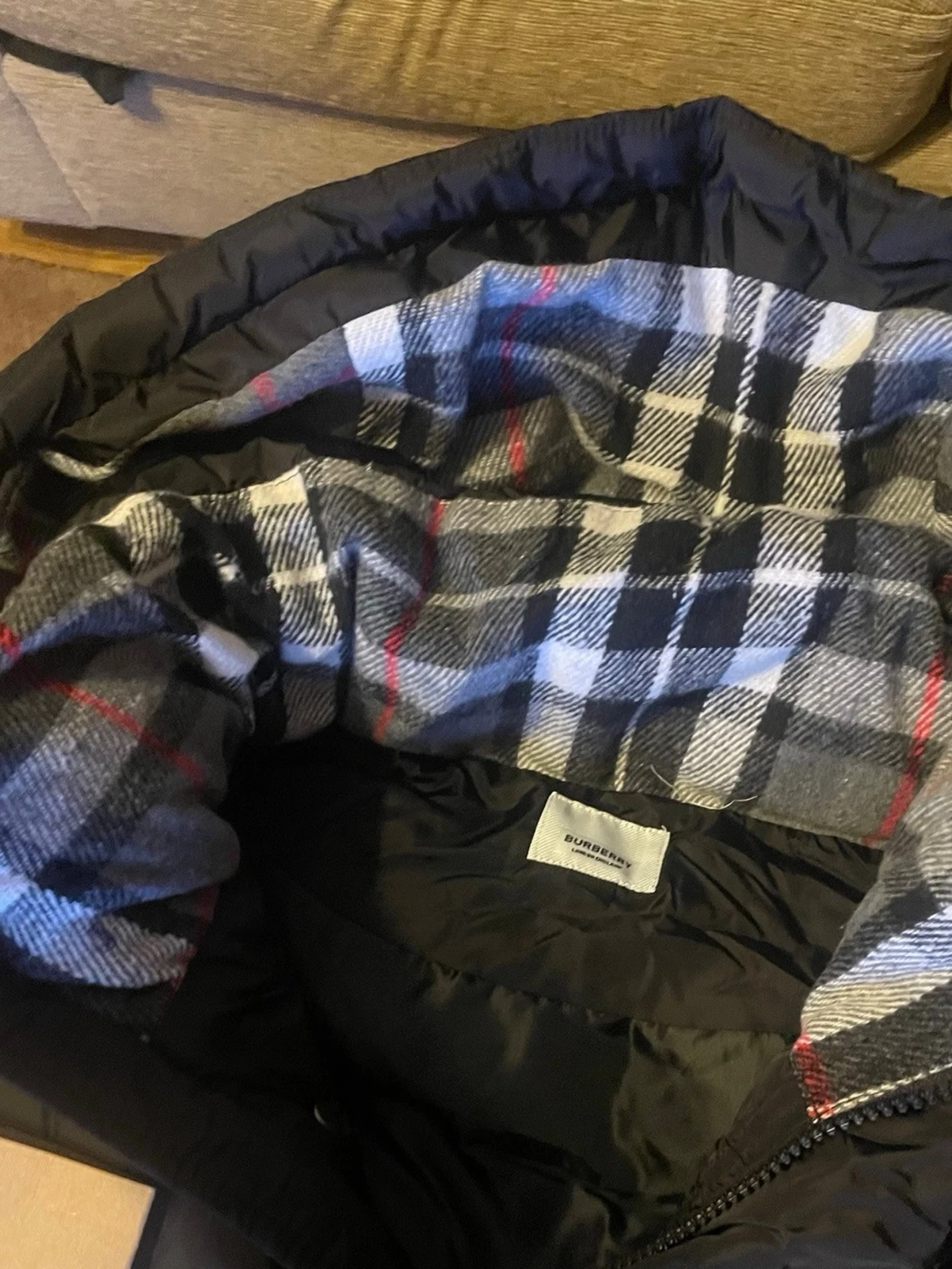 Svart pufferjacka från Burberry - 2