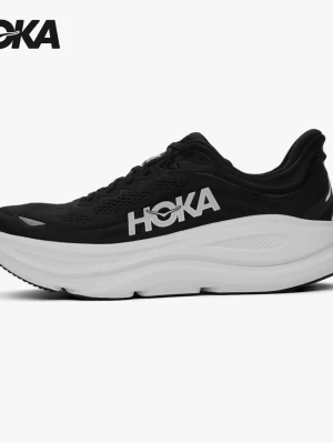 Hooka skor - Säljer ett par jättefina hooka skor jag köpte i slutet av oktober! Tyvärr ett par skor som inte var rätt för min fot vilket märktes snabbt men gick inte att lämna tillbaka. Har därför inte använt de regelbundet sen oktober så de är bra i skick ! Hör gärna av er vid frågor! Jag har 39 / 39,5 i vanliga fall men behövt gå upp i storlek i denna sko. Då den är liten. Skorna är även impregnerade! Orginalpris för ett par hooka ligger runt 2399 kr! 