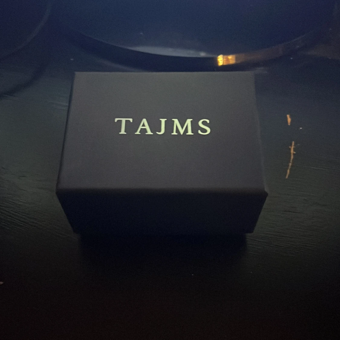 Silverfärgad klocka från TAJMS - 4