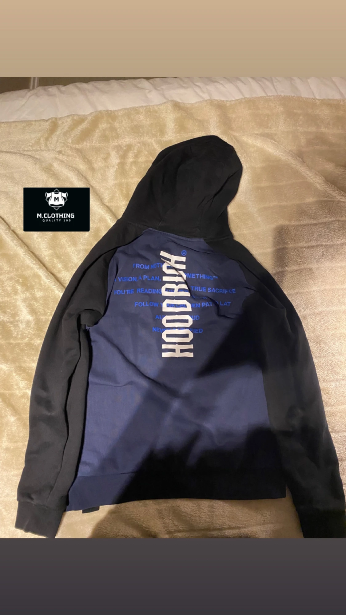 Hoodrich blå och svart hoodie