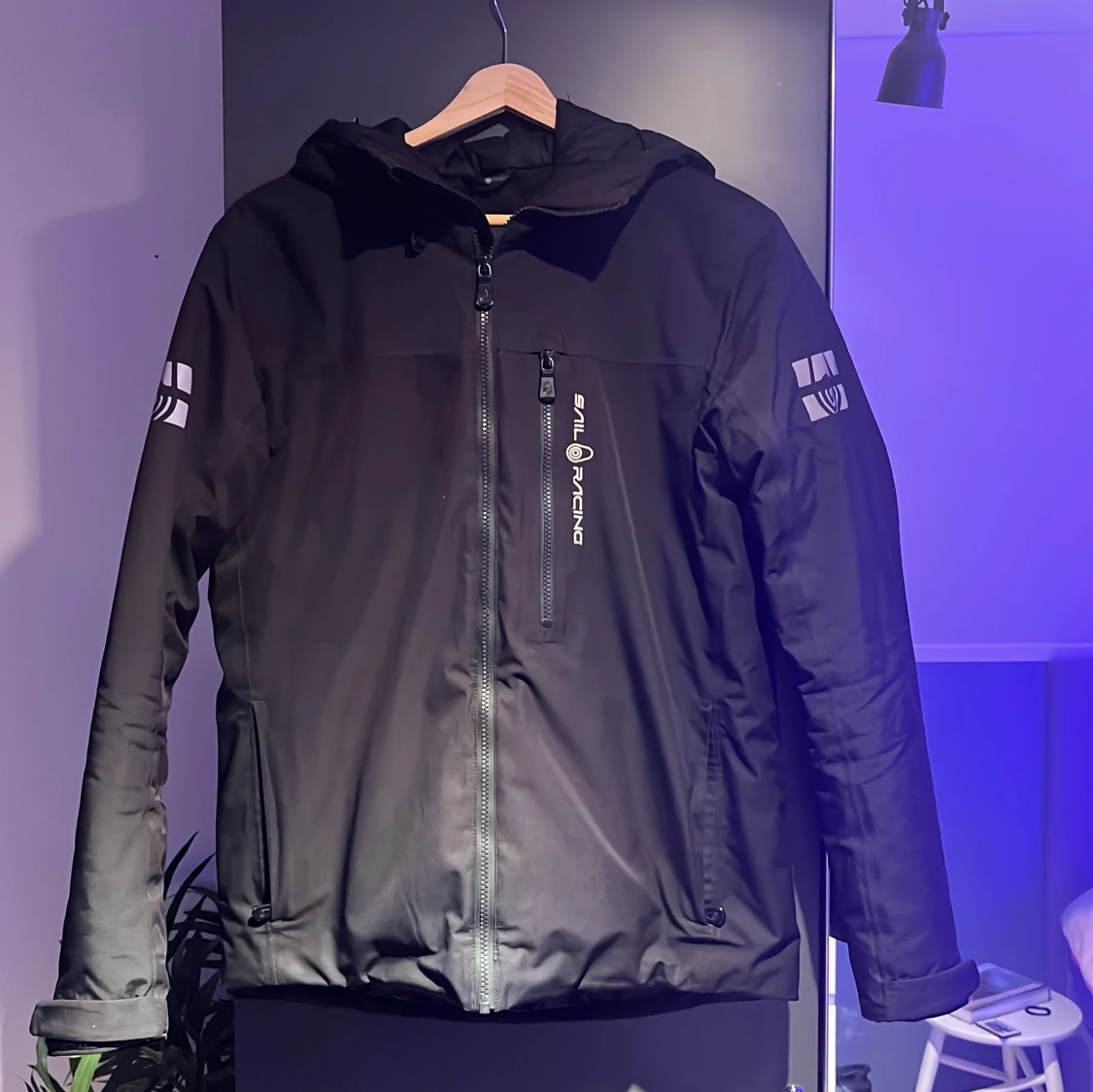 Svart jacka från Sail Racing