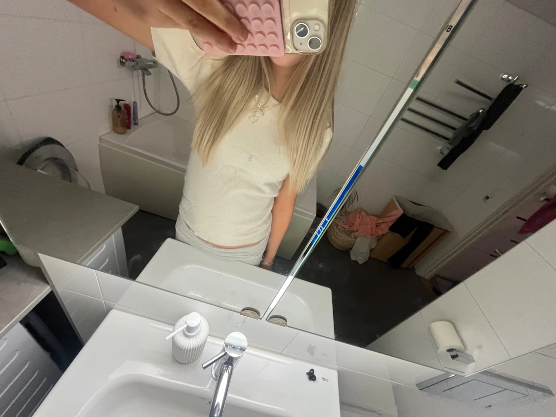 Beige basic t-shirt i bomull