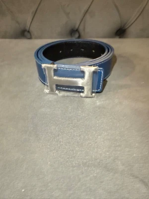 Bälte  - Helt oanvänd i ny skick 