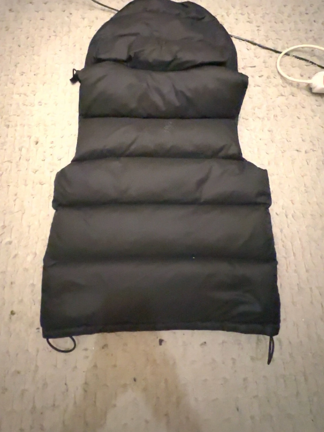 Svart dunväst med huva från Burberry - 3