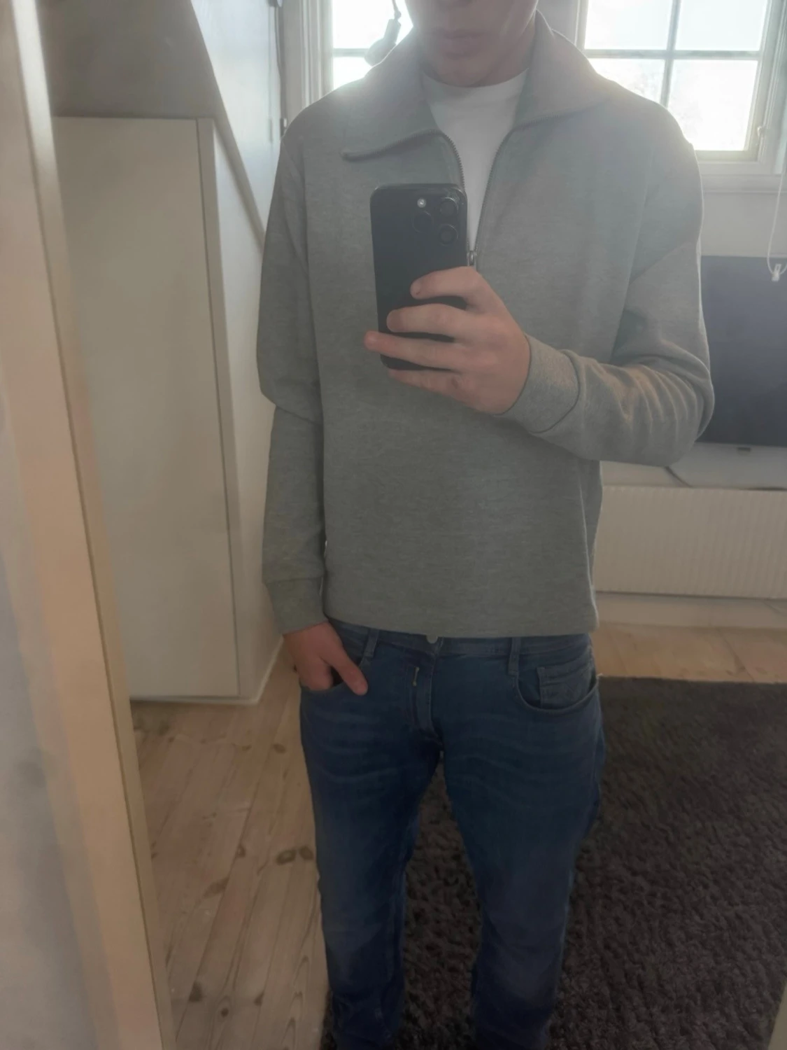 Grå halvzip-tröja från mango man