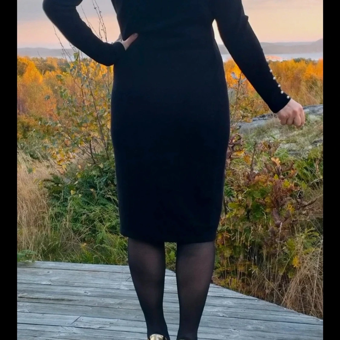 Svart stickad klänning Esprit stl M  - 1