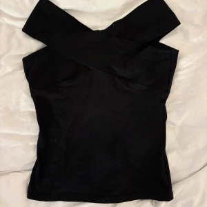 Topp - Superfin och stretchigt material