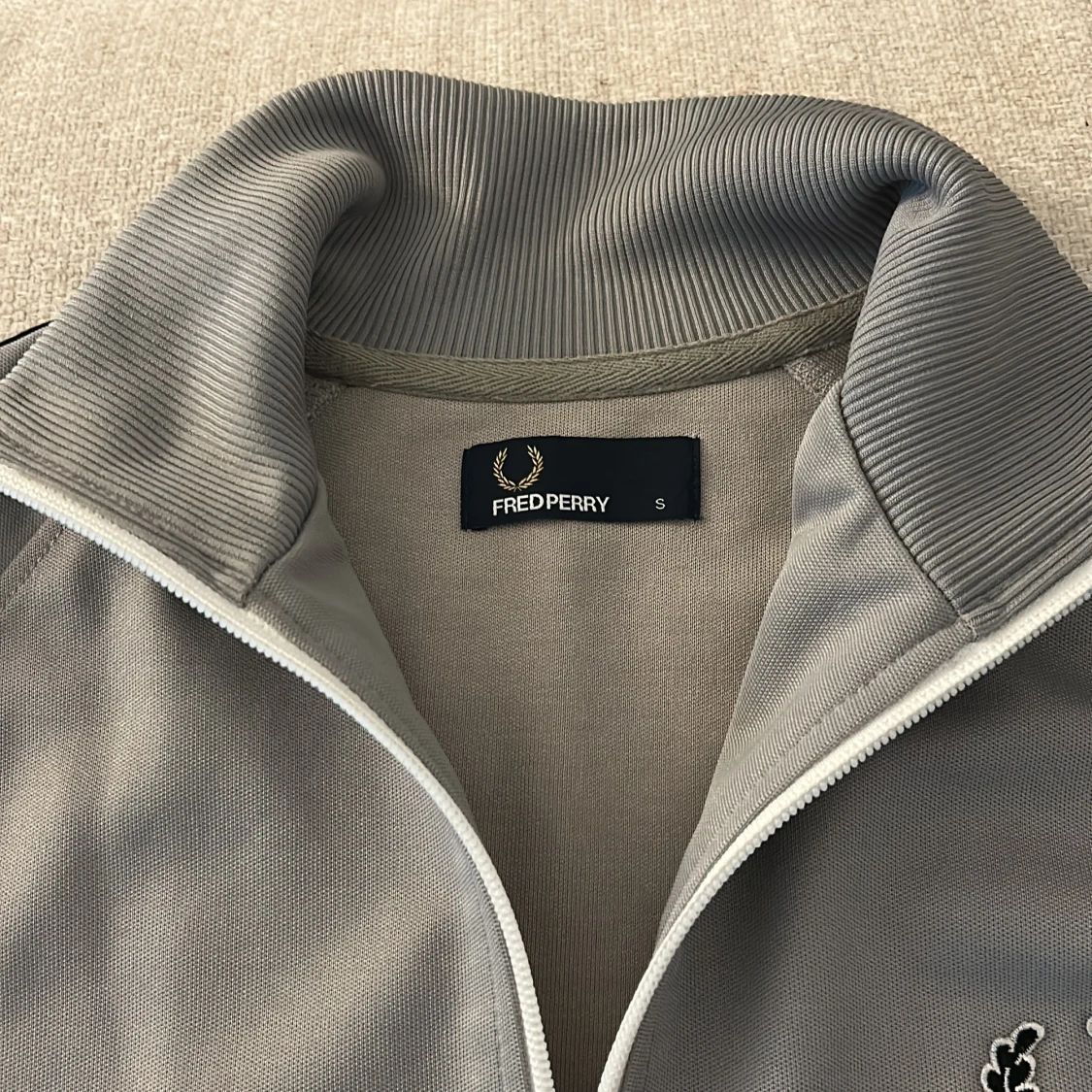 Grå track jacket från Fred Perry S - 1