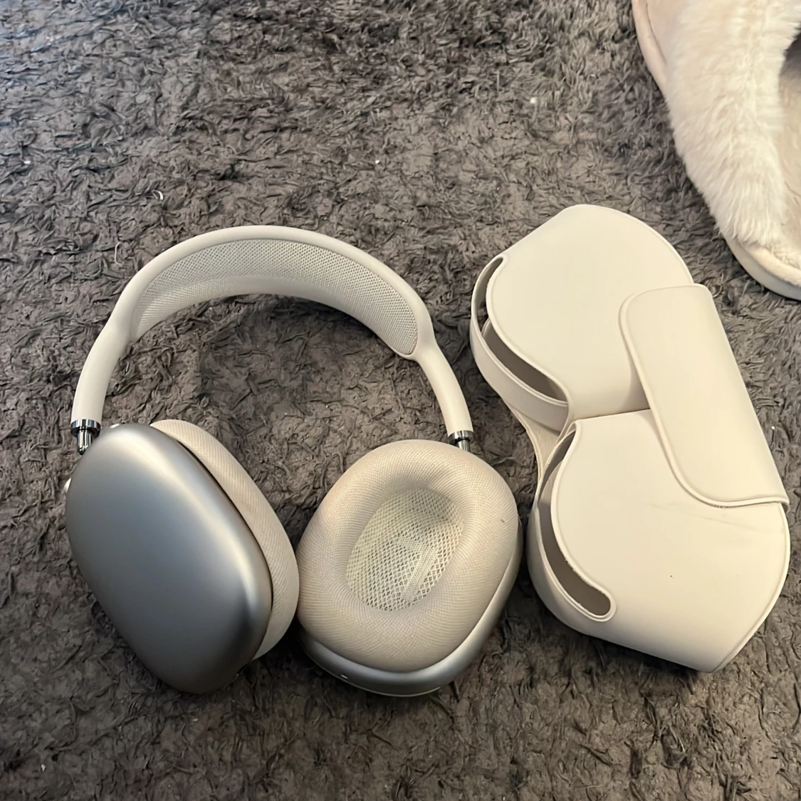 AirPods Max
