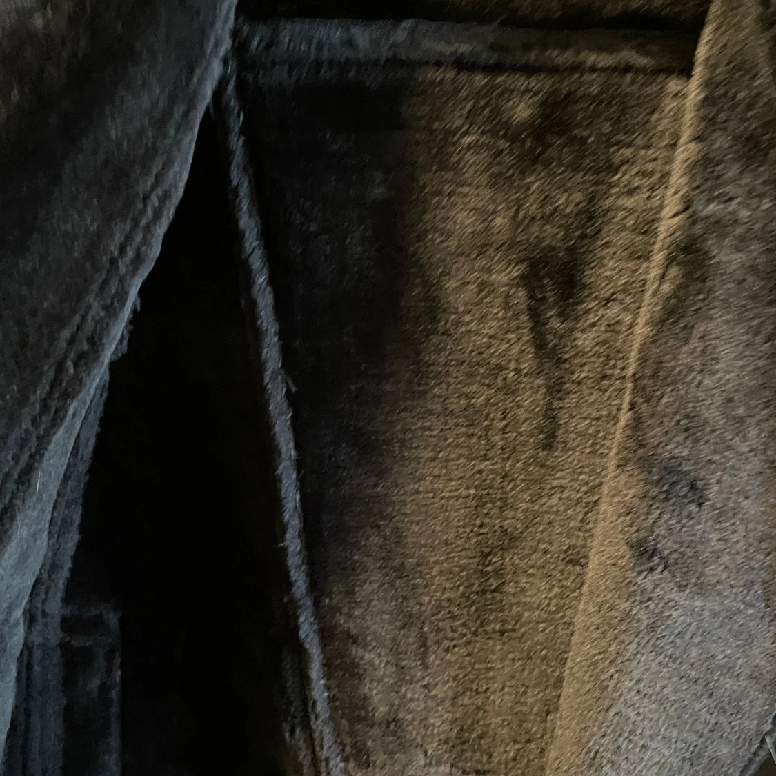 Svart pälsfodrad jacka från Zara Kids - 2