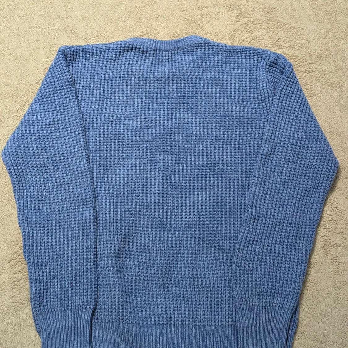 Blå stickad tröja från Cotton & Silk - 1