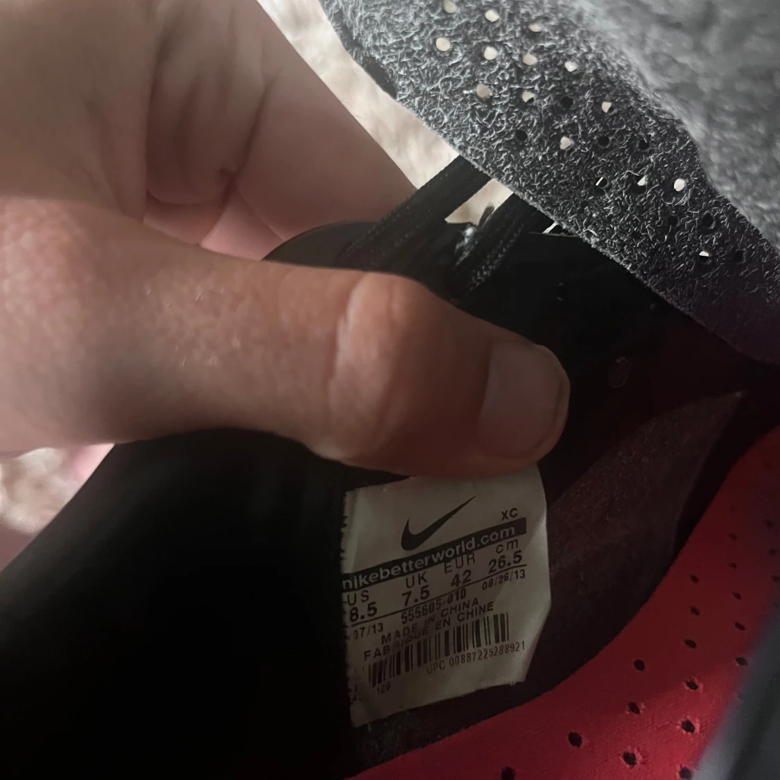 Nike svarta fotbollsskor strl 42 - 2