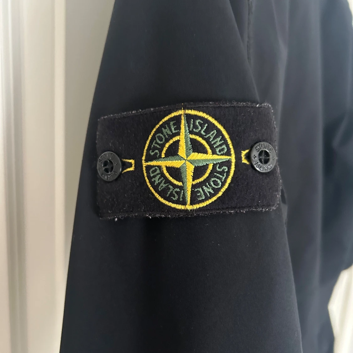 Svart jacka från Stone Island - 2