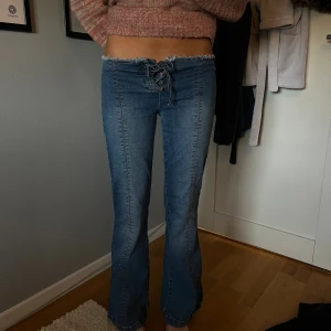 Bootcut BDG jeans  - Så snygga lowwaist bootcut jeans från BDG urban outfitters! 