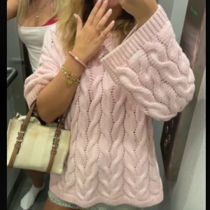 Rosa stickad tröja från gina - Super söt tröja från Gina stlk s, använd endast 2 gånger💞💞
