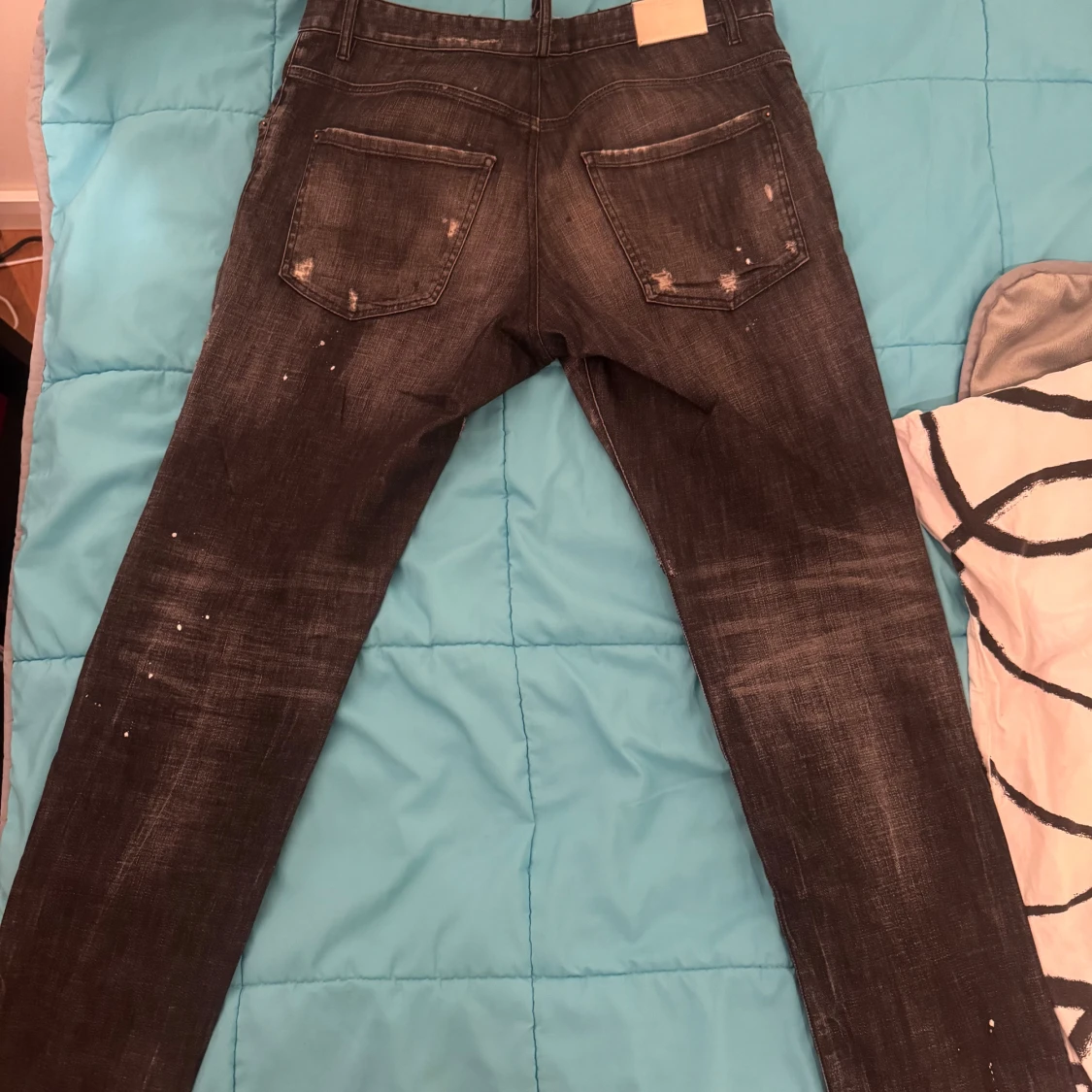 ÄKTA Svarta Dsquared2 Jeans - 1